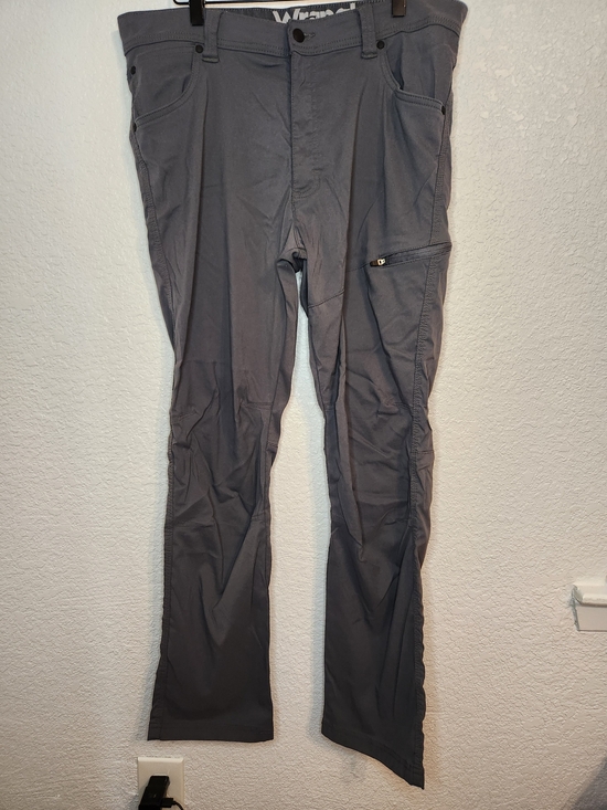Wrangler Other - Wrangler men's gray utility pants All terrain x gear 36x32